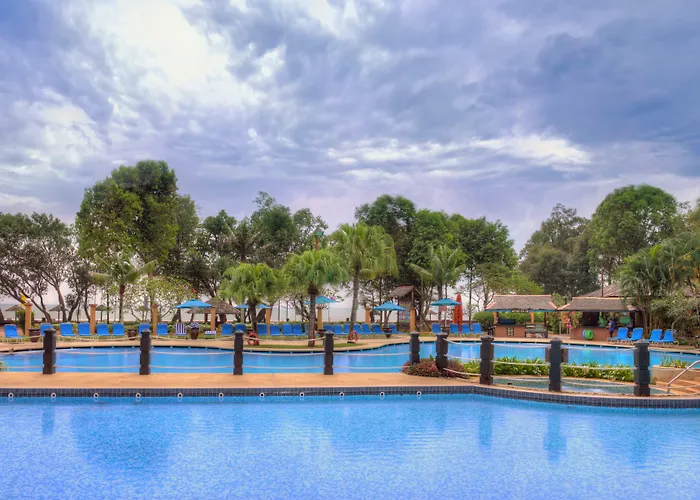 Swiss-Grand Beach Resort Kuantan